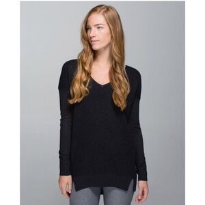 Lululemon The Sweater Life knit heather grey top